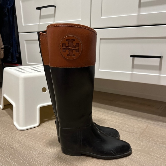 Tory Burch Rubber Riding Boots Sz 8 - Picture 1 of 2